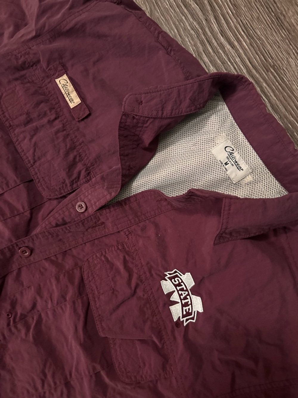 Chiliwear Maroon Fishing Shirt M Short Sleeve men’s Mississippi State bulldogs